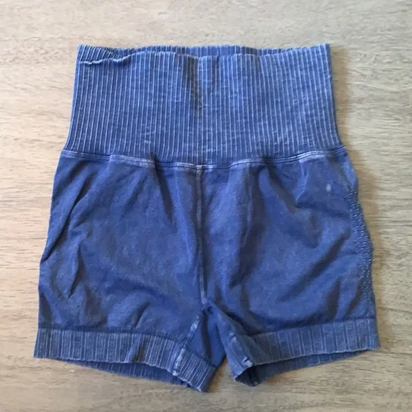 NWOT! FP Free People Movement Good Karma Running Shorts Sz XS/S - Picture 6 of 8